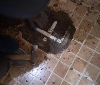 昌平卫生间漏水维修公司为您分享下卫生间渗水如何处理及注意事项